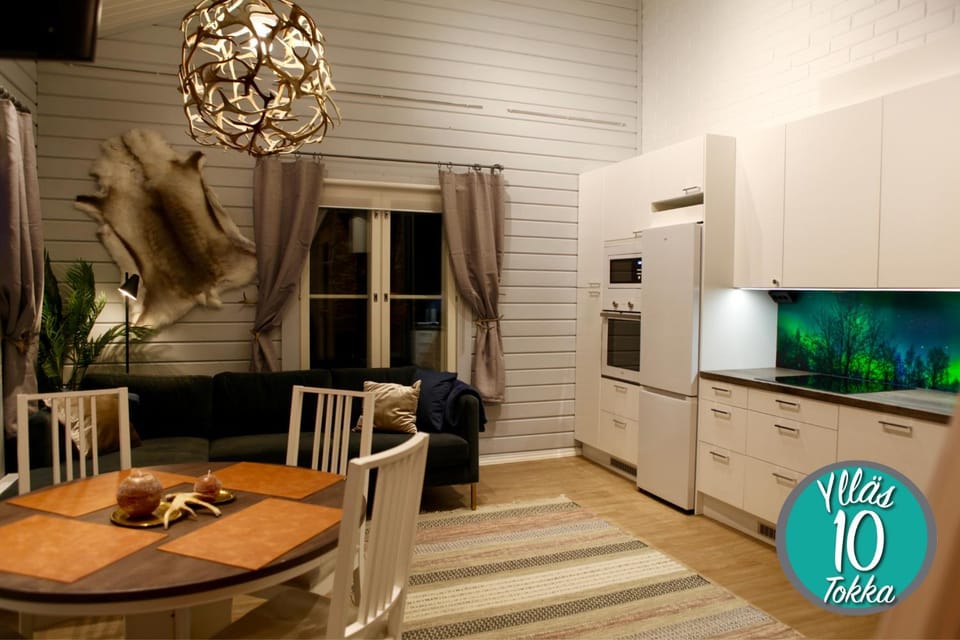 Kitchen or kitchenette, Living room, Dining area