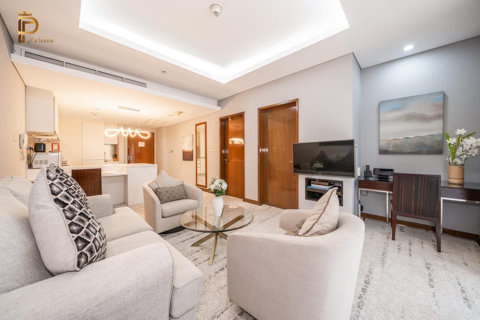 Communal lounge/ TV room, TV and multimedia, Kitchen or kitchenette, Living room, Seating area, Evening entertainment