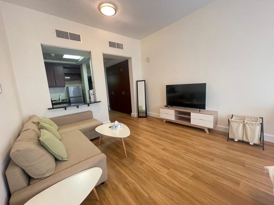 Stylish Studio in Discovery Garden MED100 Apartment in Dubai