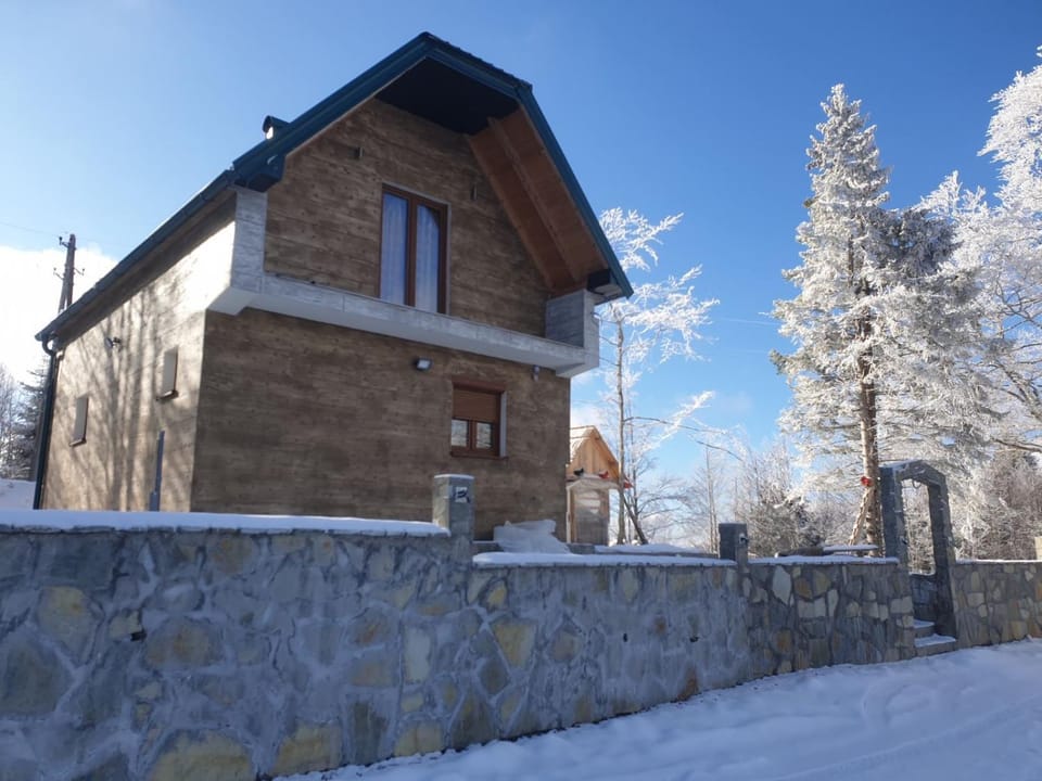 Property building, Day, Natural landscape, Winter