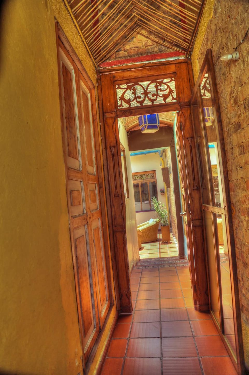 Facade/entrance