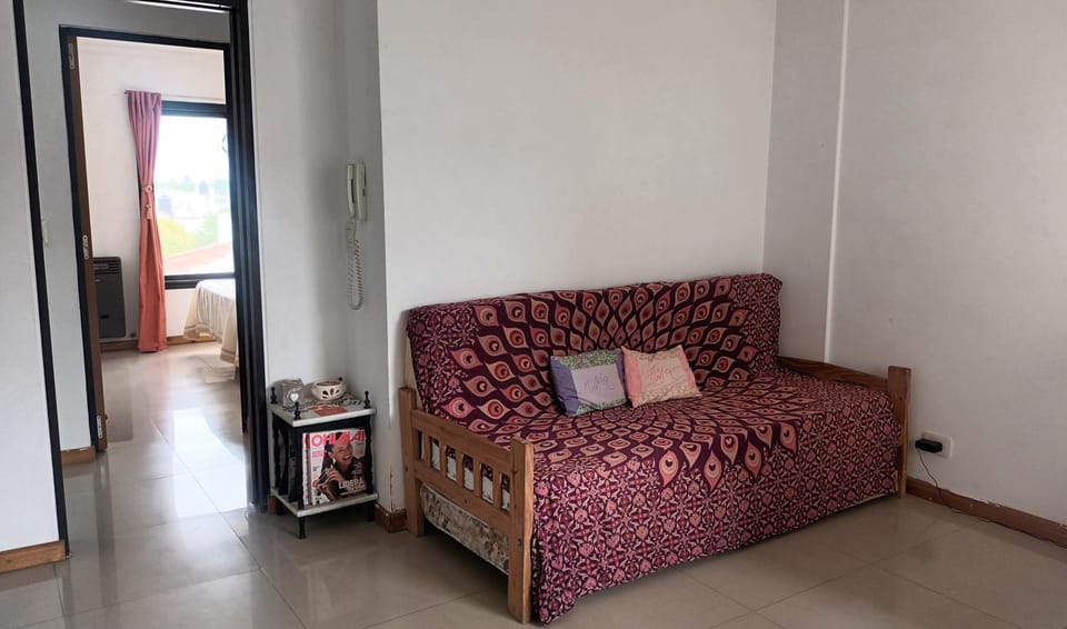 Bed, Living room