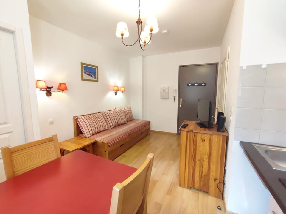 Pat 83, T2, centre Luchon, wifi, casier à skis, 4 personnes Apartment in Catalonia