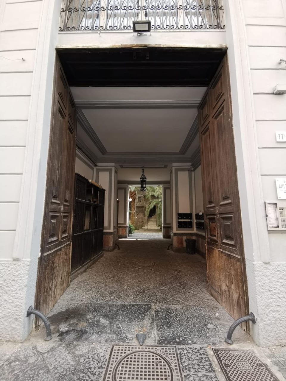 Facade/entrance, Internal: Not applicable to any particular room