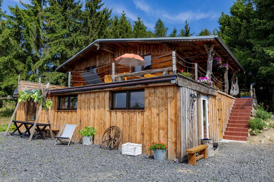 Sunset Holidays - Boska Nora Chalet in Lower Silesian Voivodeship