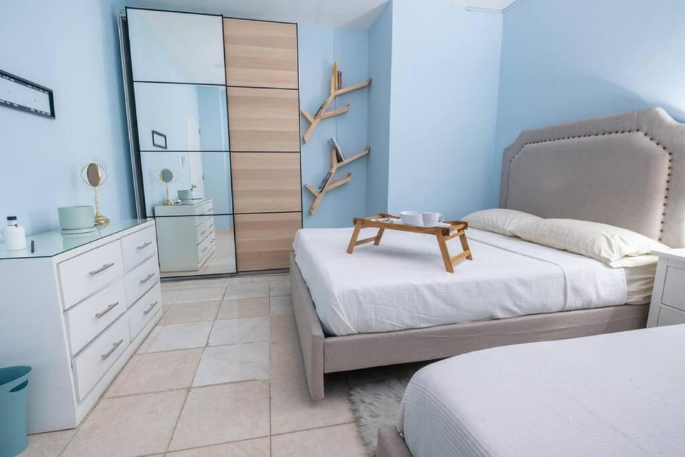 Bed, Photo of the whole room, Bedroom, wardrobe