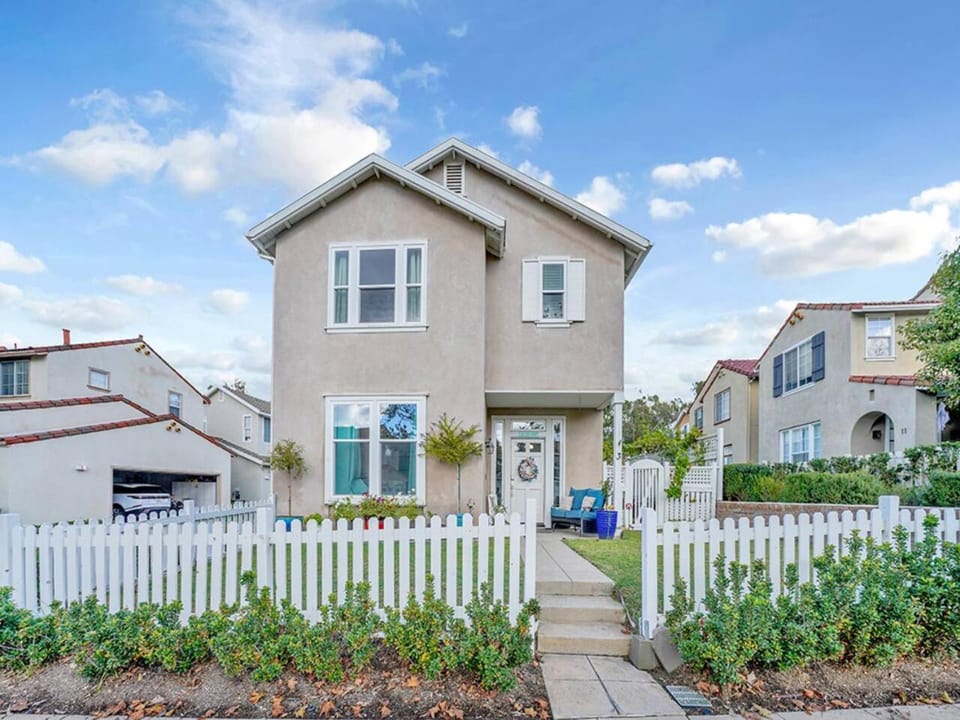 King-30min to Airport-Self Check In-Parking-367Mbps House in Rancho Santa Margarita