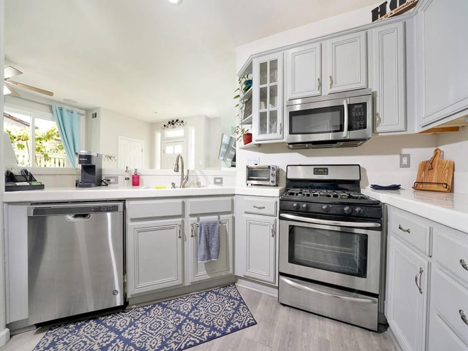 King-30min to Airport-Self Check In-Parking-367Mbps House in Rancho Santa Margarita