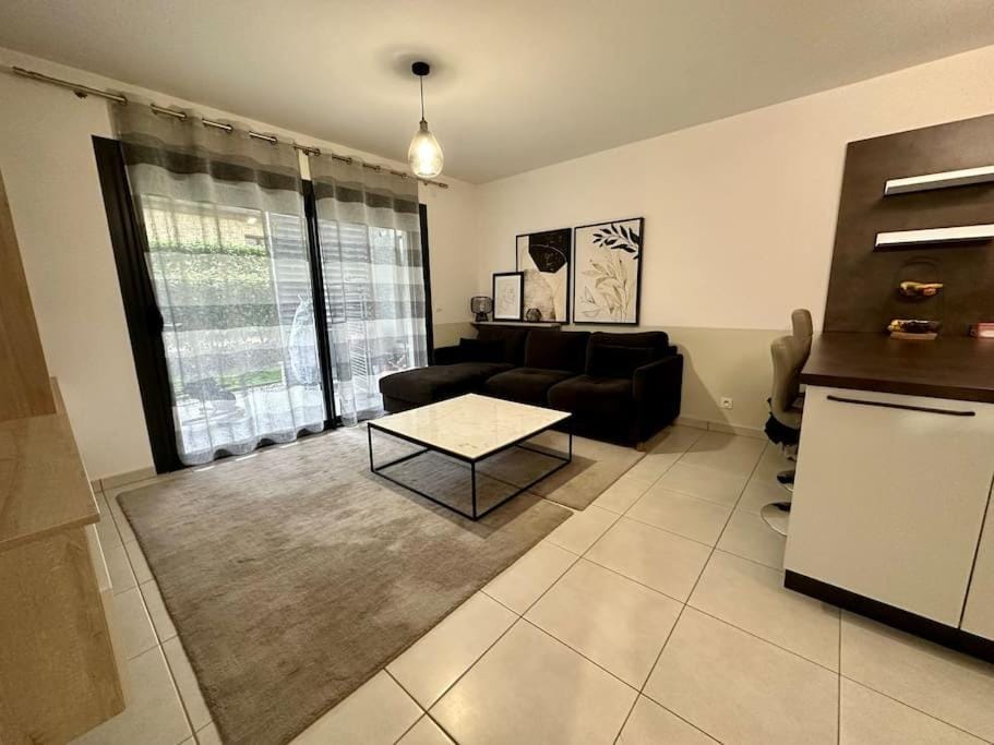 HeberGeneve : Domaine de Rochat Apartment in Haute-Savoie