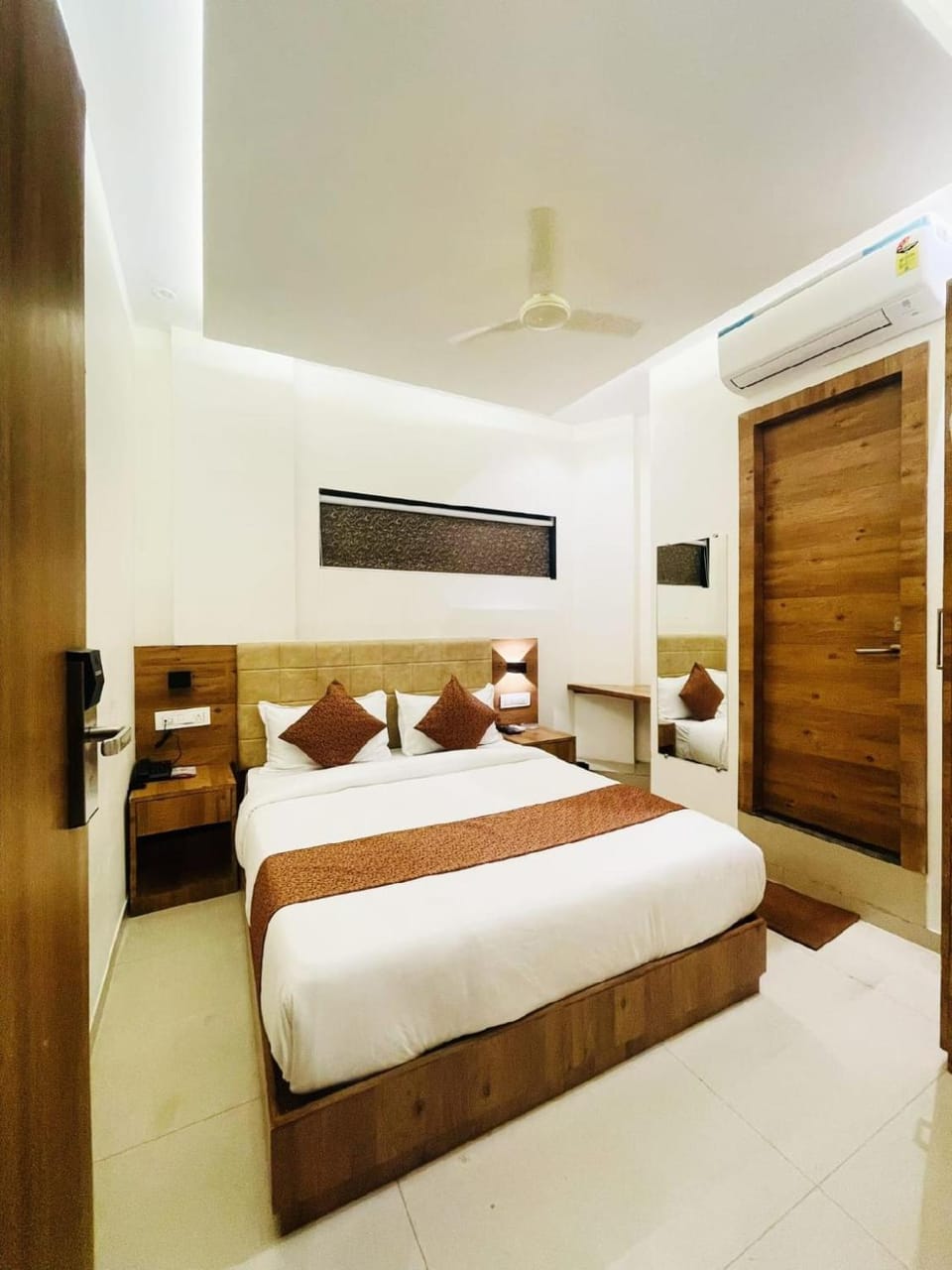 HOTEL BLACK BURN Hotel in Mumbai