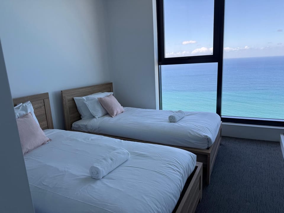 Surfers Paradise New Beachfront Apartments Apartment in Surfers Paradise