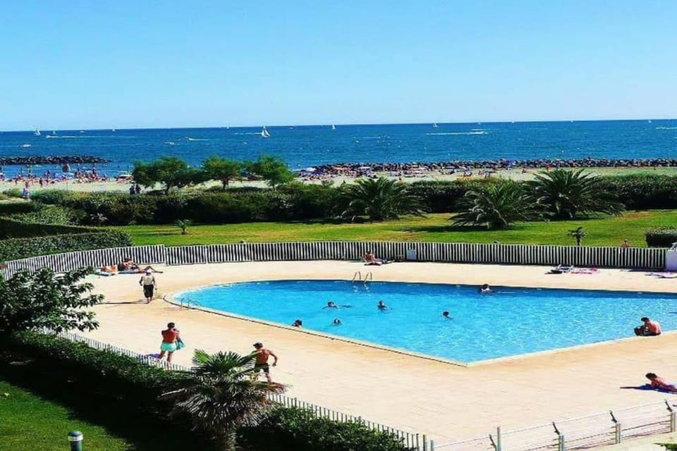 Les Rivages de Rochelongues, T3, piscine, clim, parking Apartment in Agde