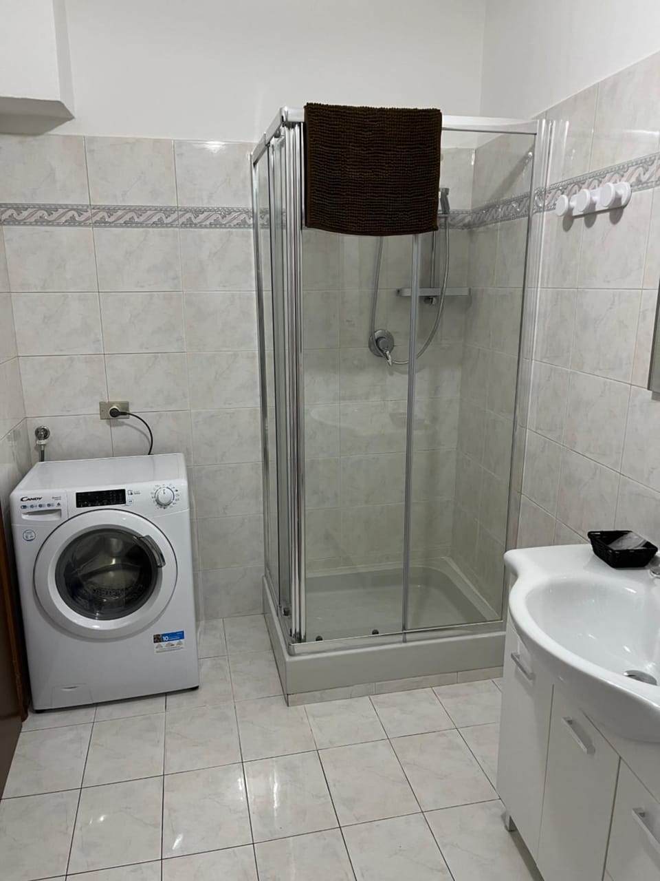 Shower, washing machine