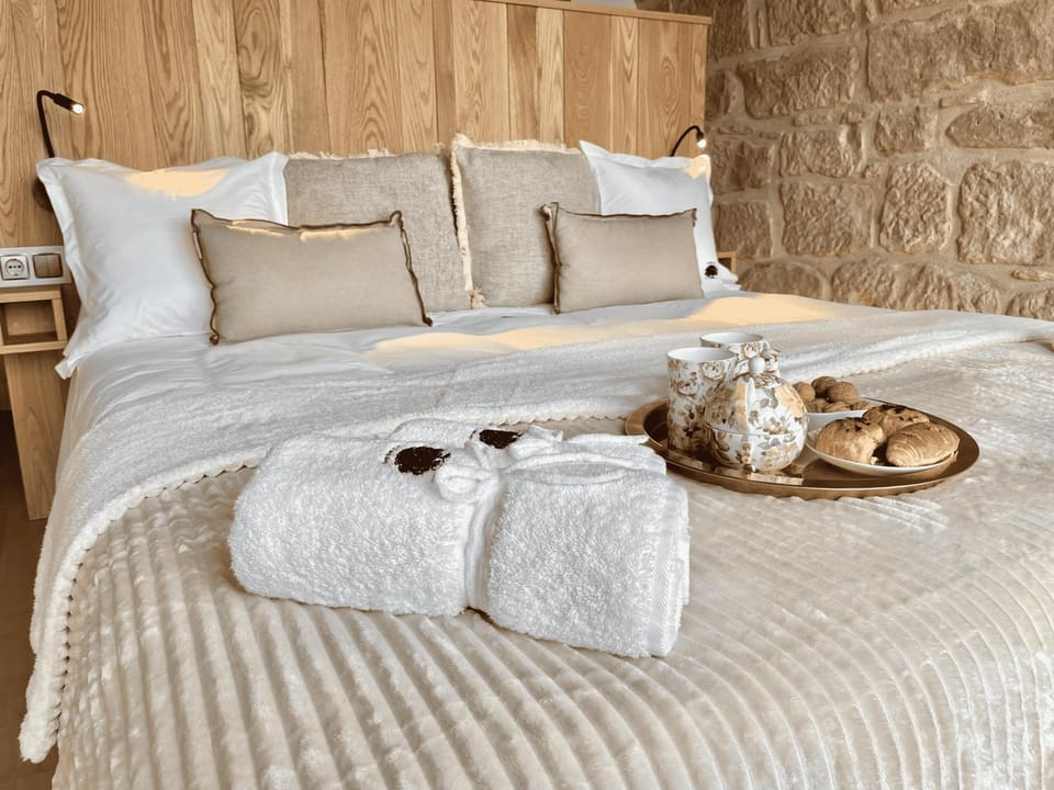Torre Medieval de Queralt & Spa Apartment in Catalonia