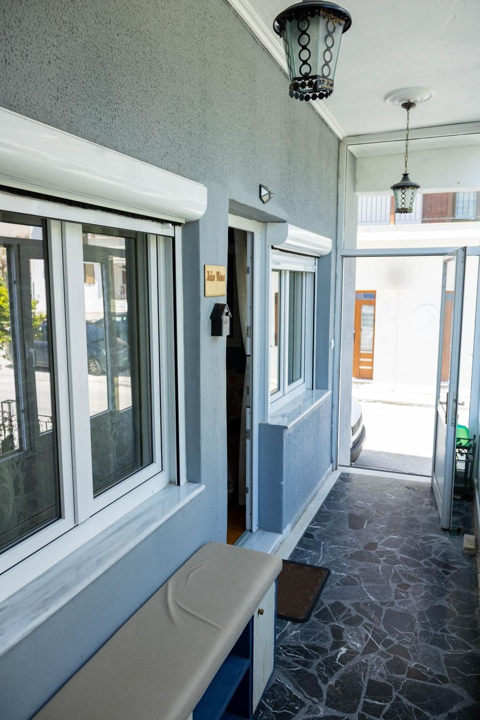 Facade/entrance, Balcony/Terrace