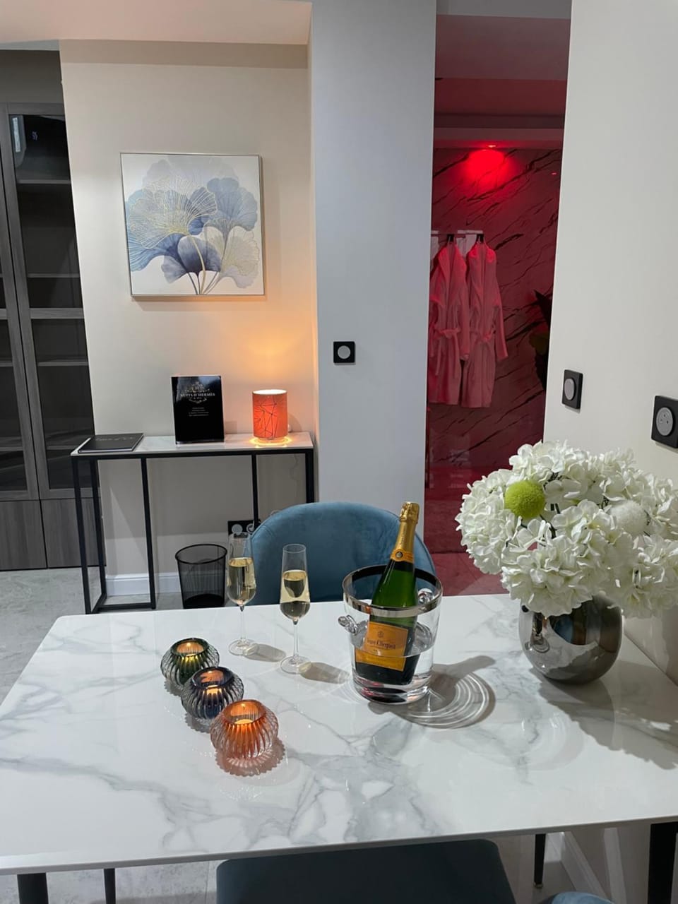 NUITS D'HERMES & Spa Apartment in Bourgogne-Franche-Comté