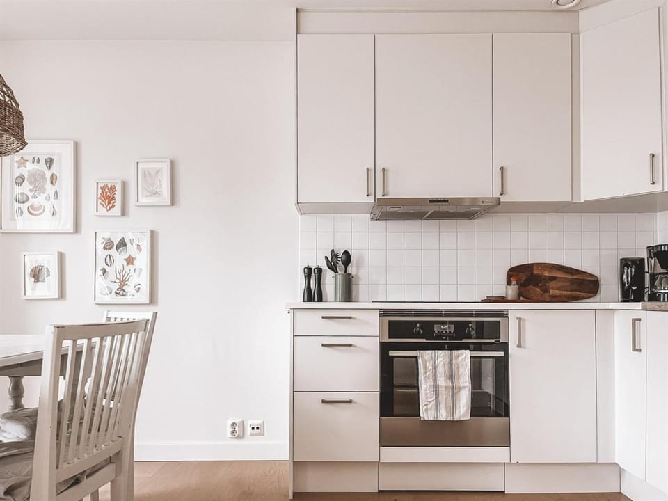 Quiet forest-edge home with woodstove & EV charger House in Skåne County