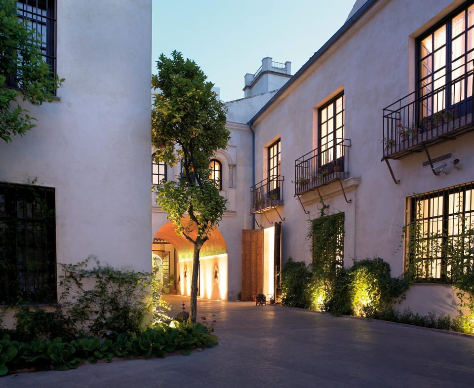 Facade/entrance, Facade/entrance