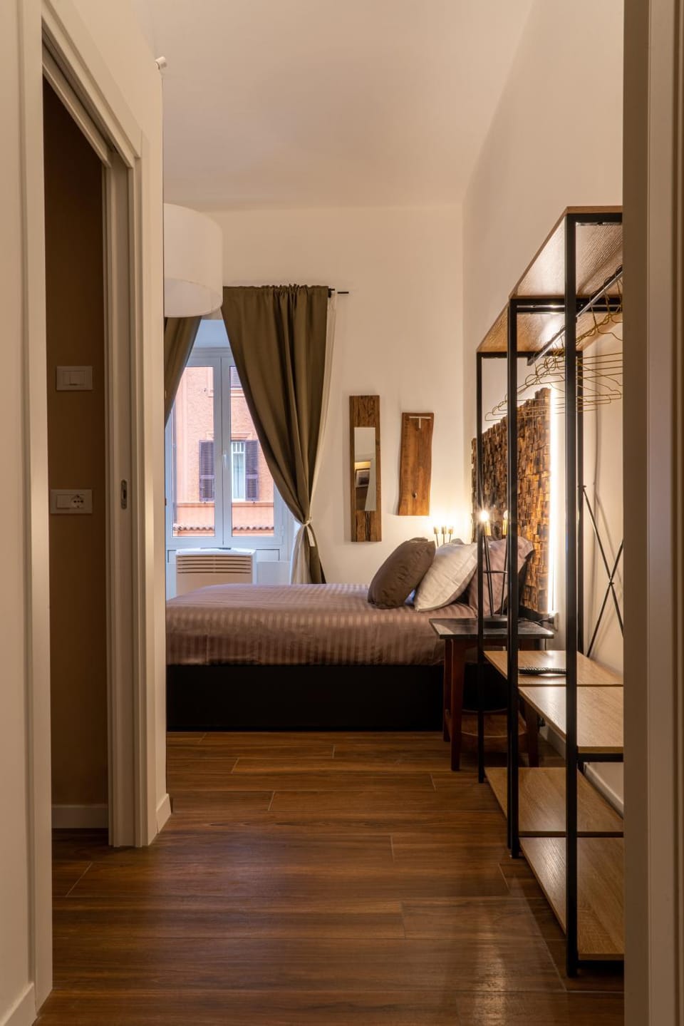 Bed, Kitchen or kitchenette, Photo of the whole room, Bedroom