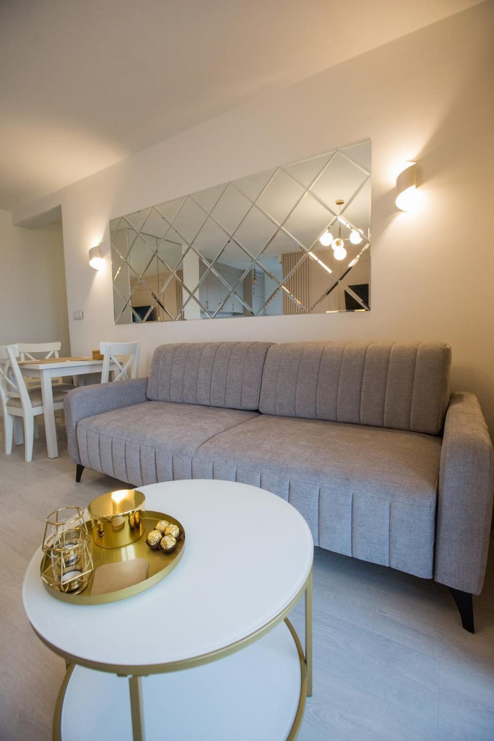 Bed, Living room, Seating area