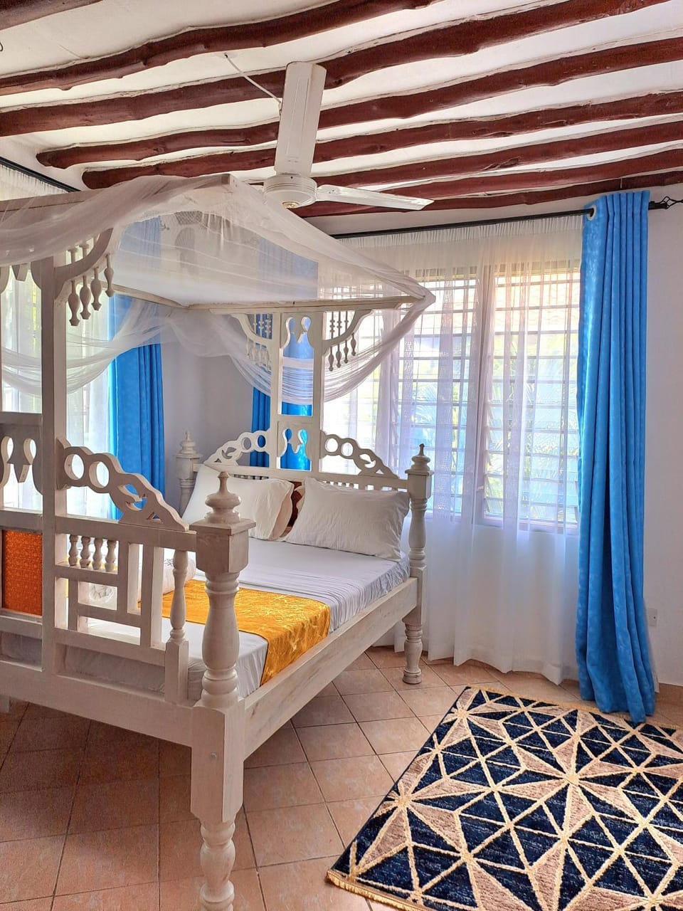 Bed, Photo of the whole room