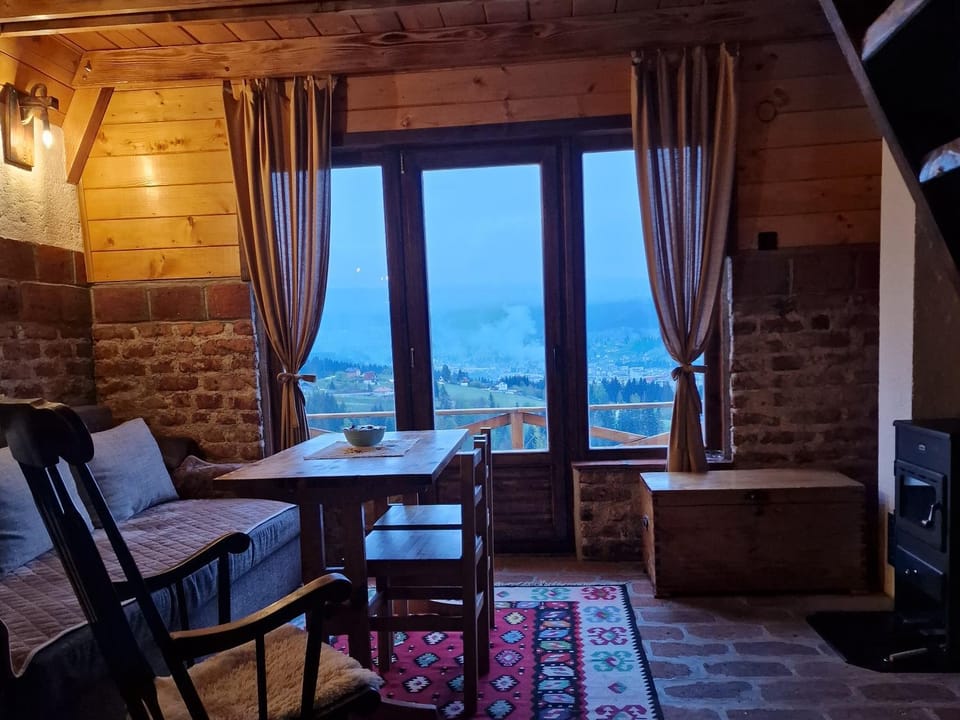 Vikendica Tromedja Pale Chalet in Federation of Bosnia and Herzegovina
