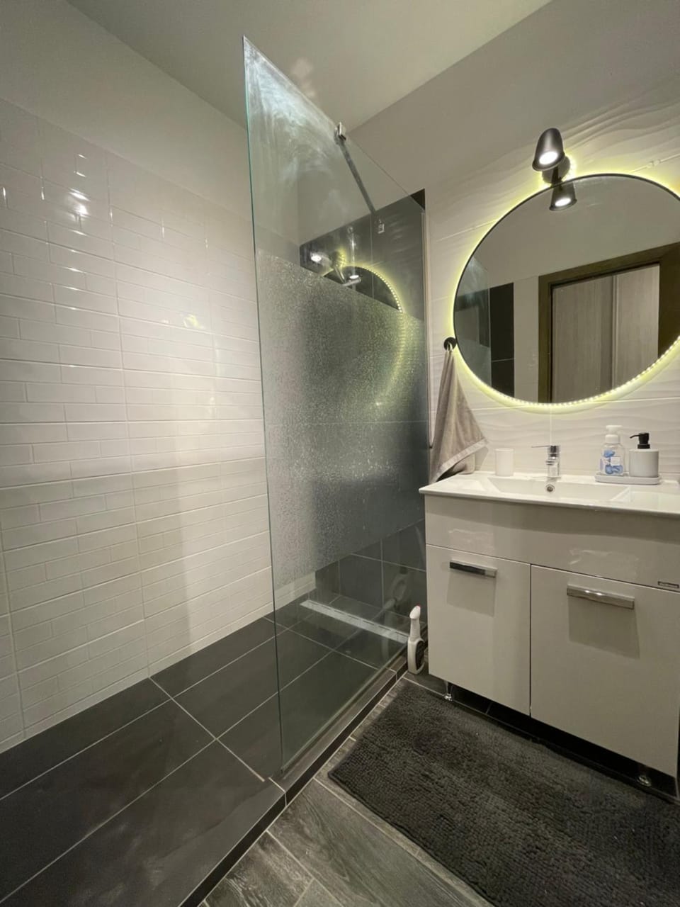 Shower, Bathroom