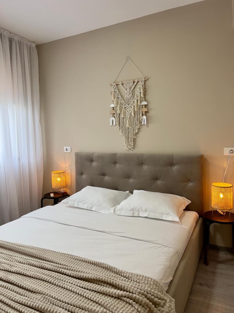 Bed, Photo of the whole room, Bedroom, Guests, internet