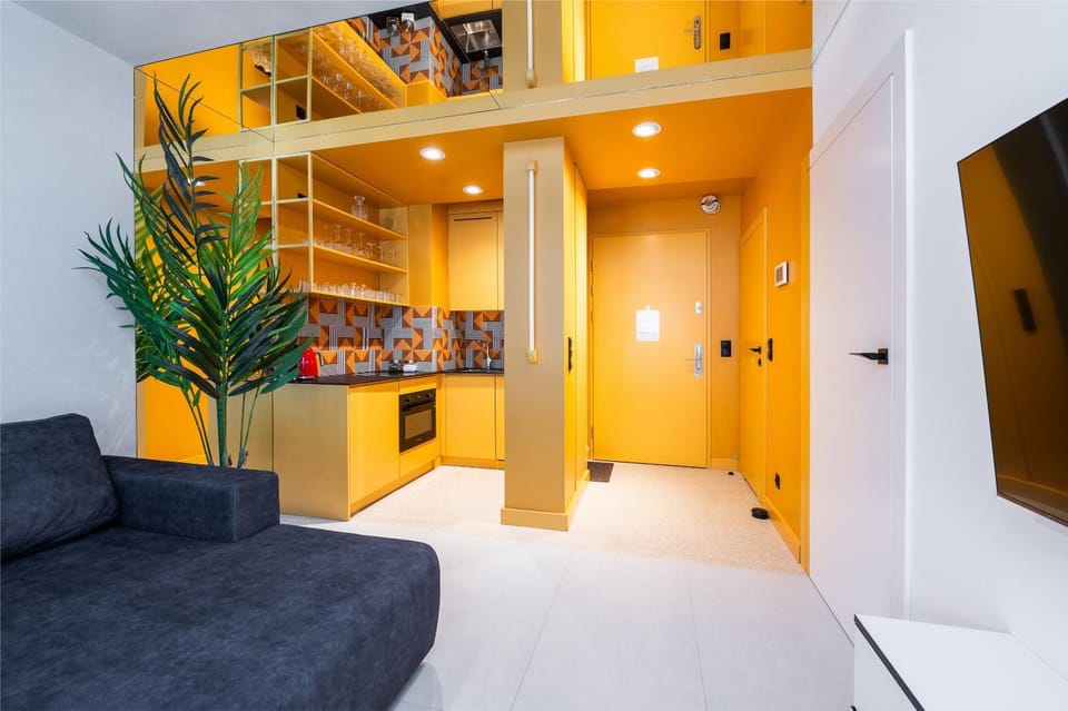 Kitchen or kitchenette, Living room, Seating area