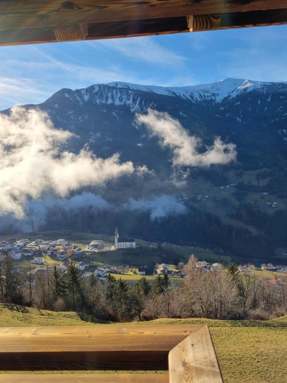 Day, Natural landscape, Mountain view, River view