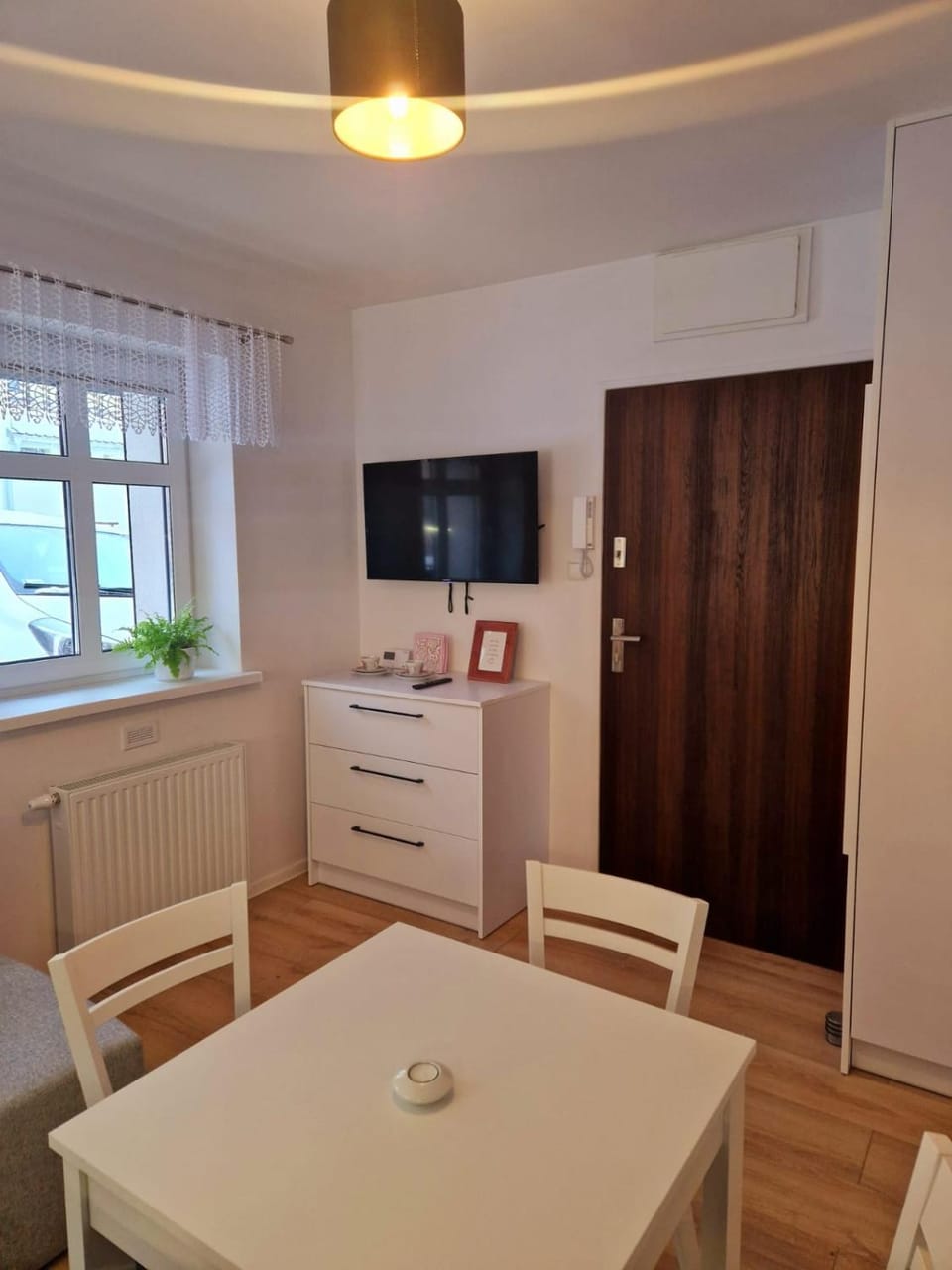 Apartament przy deptaku Apartment in Lower Silesian Voivodeship