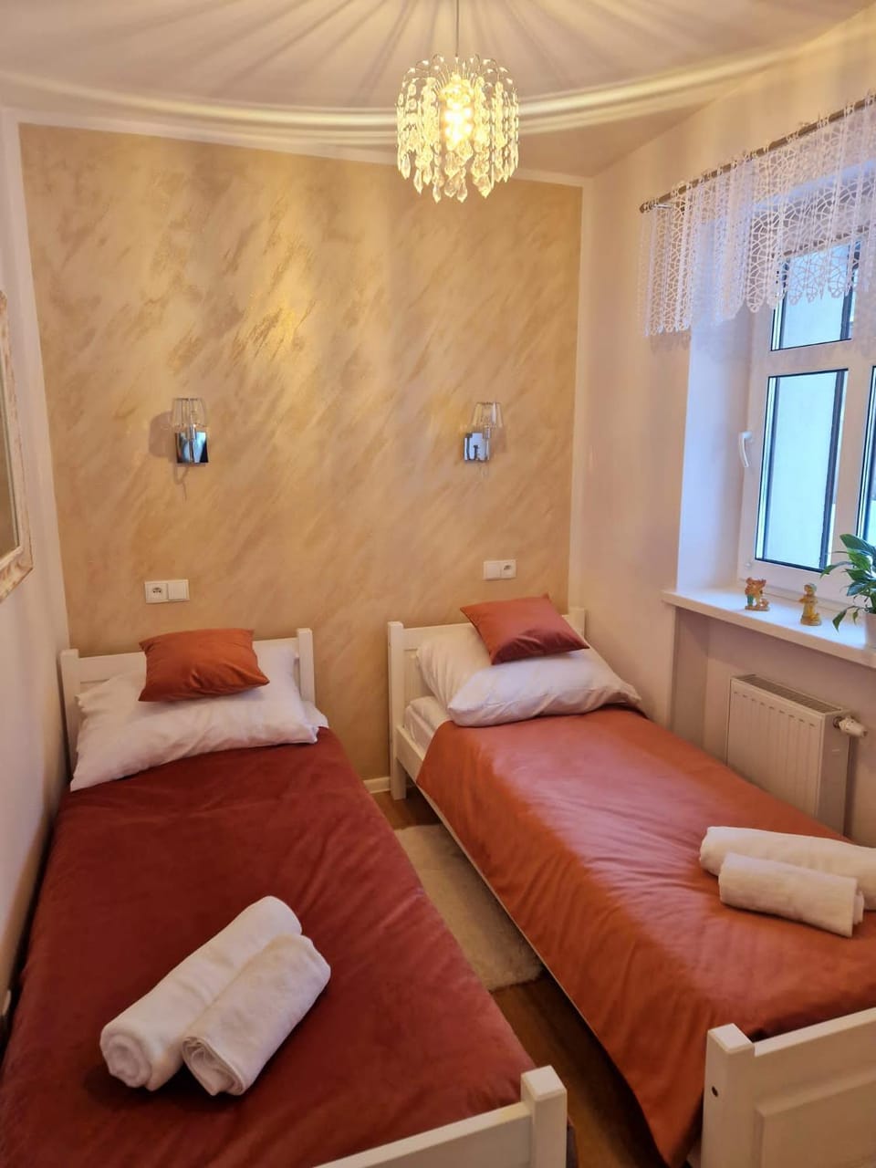 Apartament przy deptaku Apartment in Lower Silesian Voivodeship