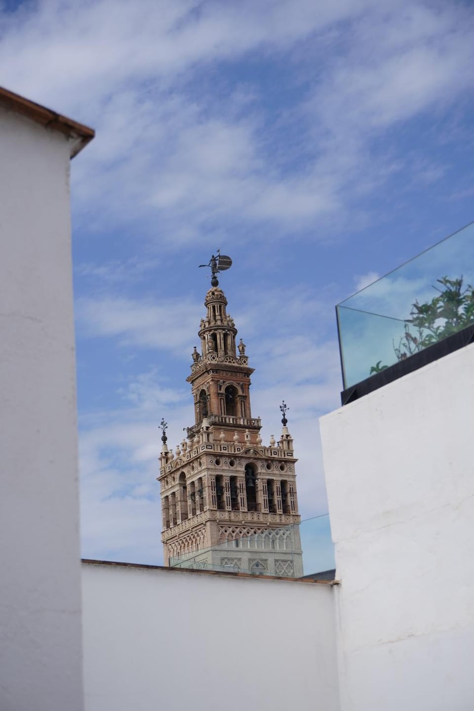 View (from property/room), City view, Landmark view