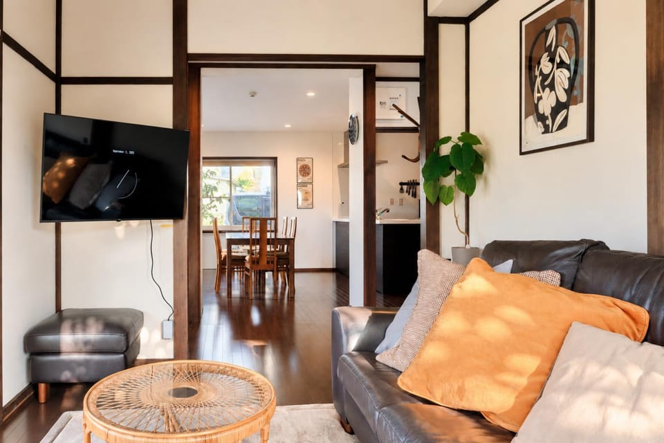 TV and multimedia, Seating area