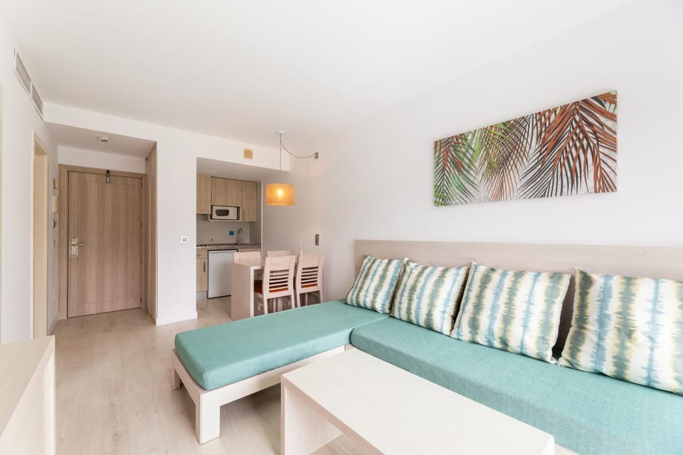 Palm Garden Apartment in Carretera d'Artà