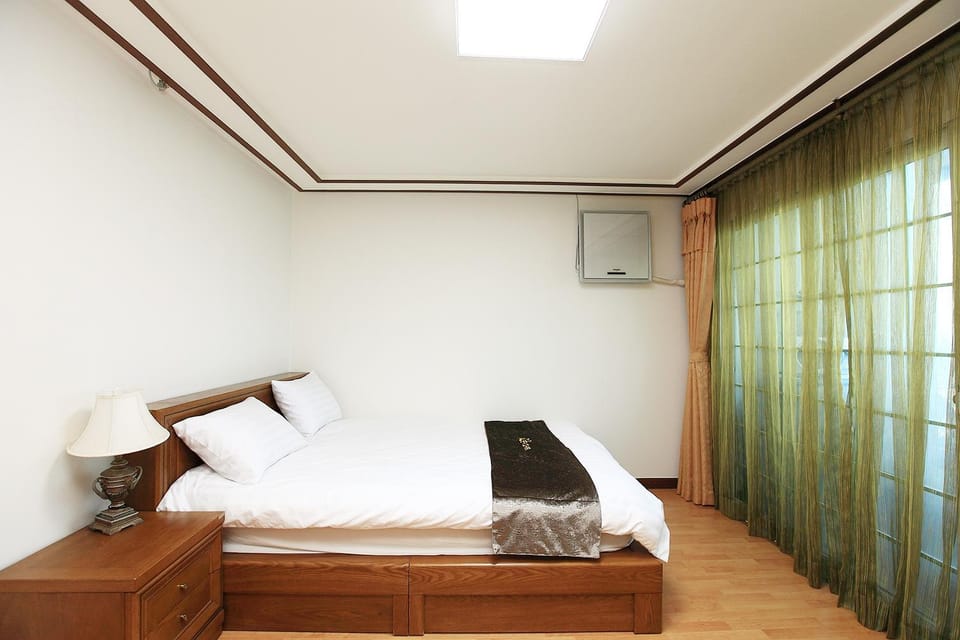 Sea View Country House in South Korea
