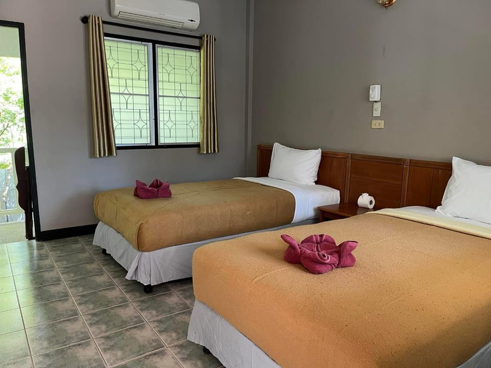 Bed, Photo of the whole room, Bedroom, towels, air conditioner