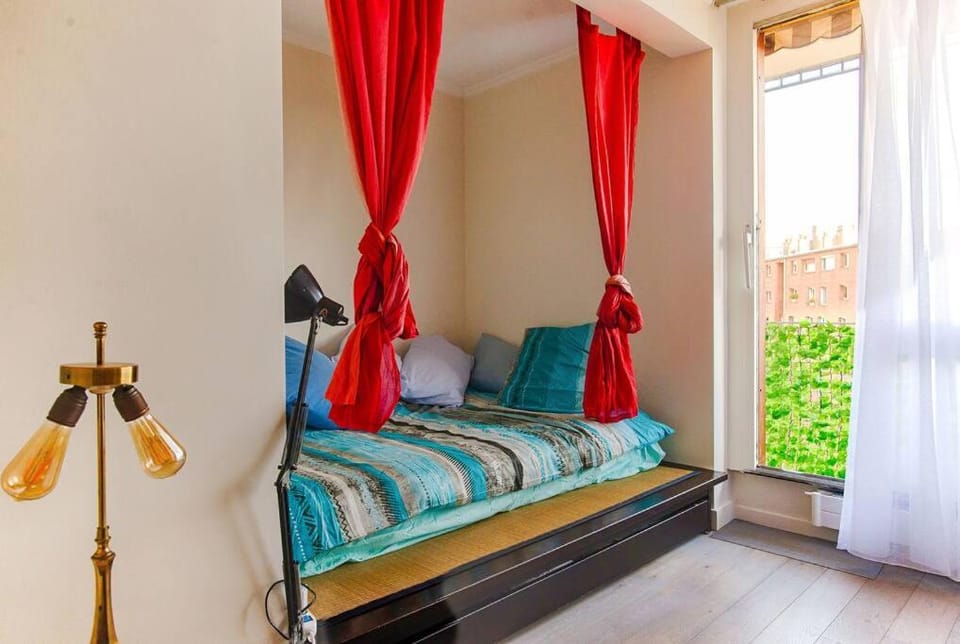 Studio with Balcony Apartment in Paris