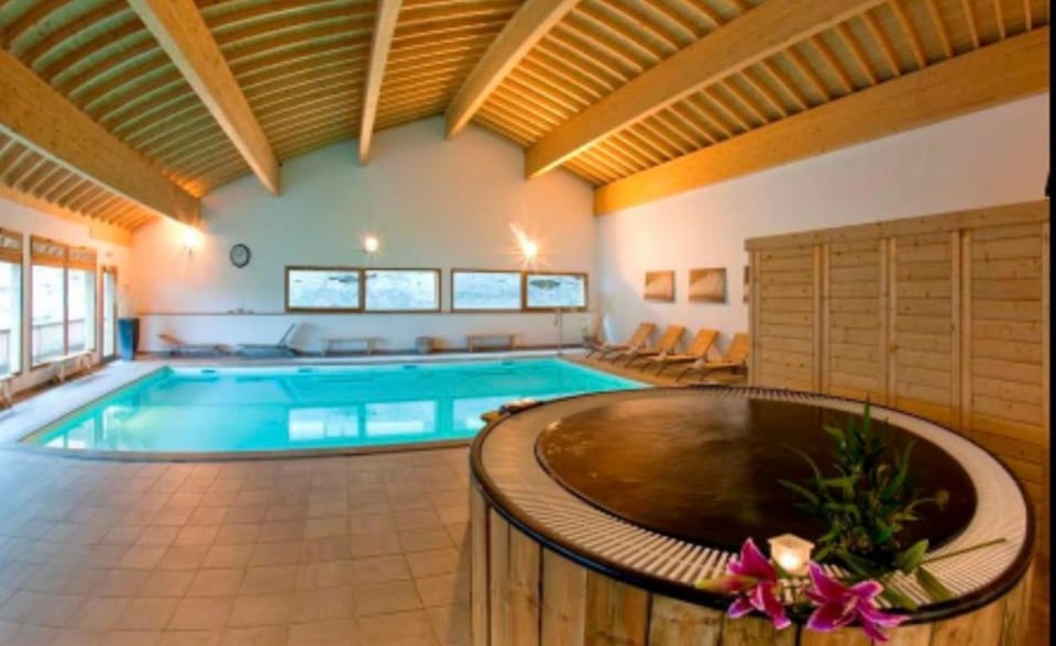 Orelle - Val Thorens, le Hameau des eaux - SPA & piscine Apartment in Auvergne-Rhône-Alpes