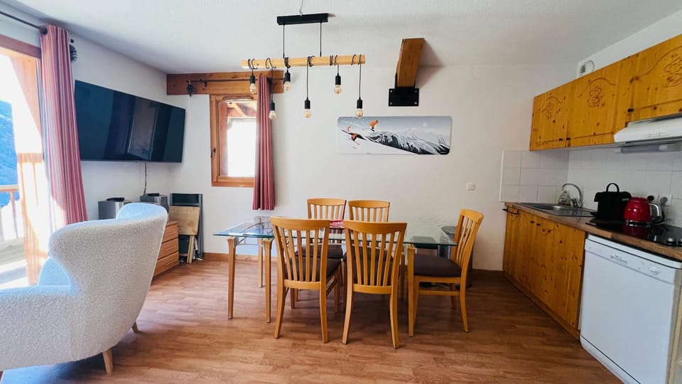 Orelle - Val Thorens, le Hameau des eaux - SPA & piscine Apartment in Auvergne-Rhône-Alpes