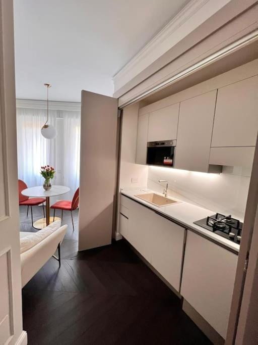 Elegante appartamento in zona Tortona-Solari Apartment in Milan
