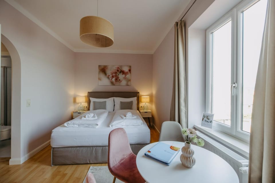 Dining area, Bedroom