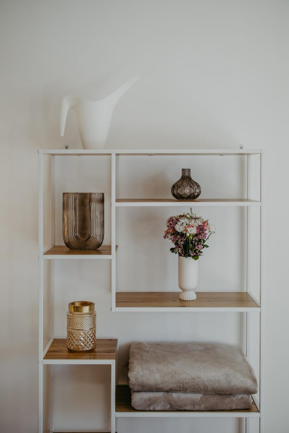 Living room, Decorative detail
