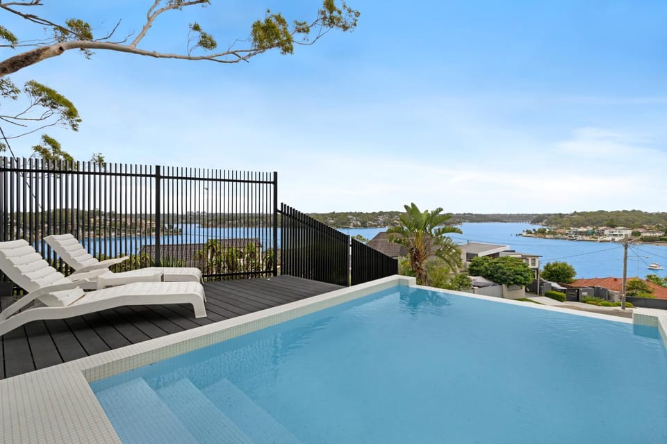 Patio, Natural landscape, View (from property/room), Balcony/Terrace, Lake view, Landmark view, Pool view, River view, Sea view, Swimming pool, sunbed
