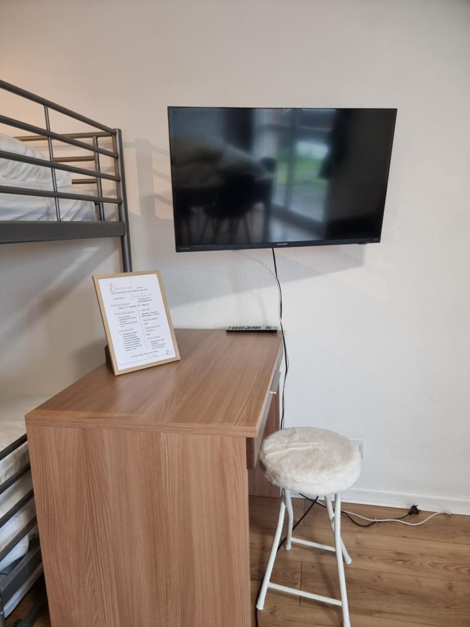 TV and multimedia, Seating area