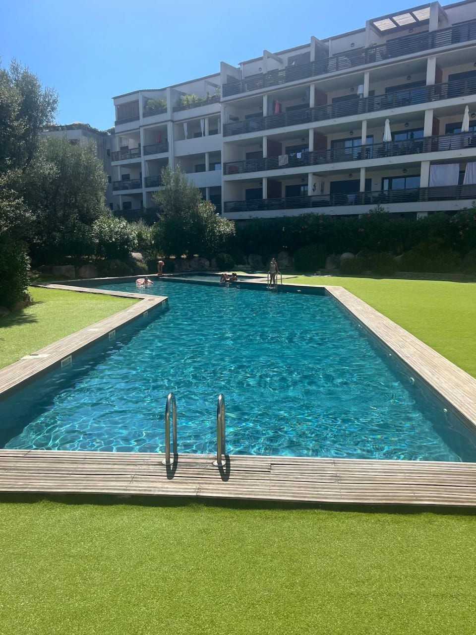 Swimming pool