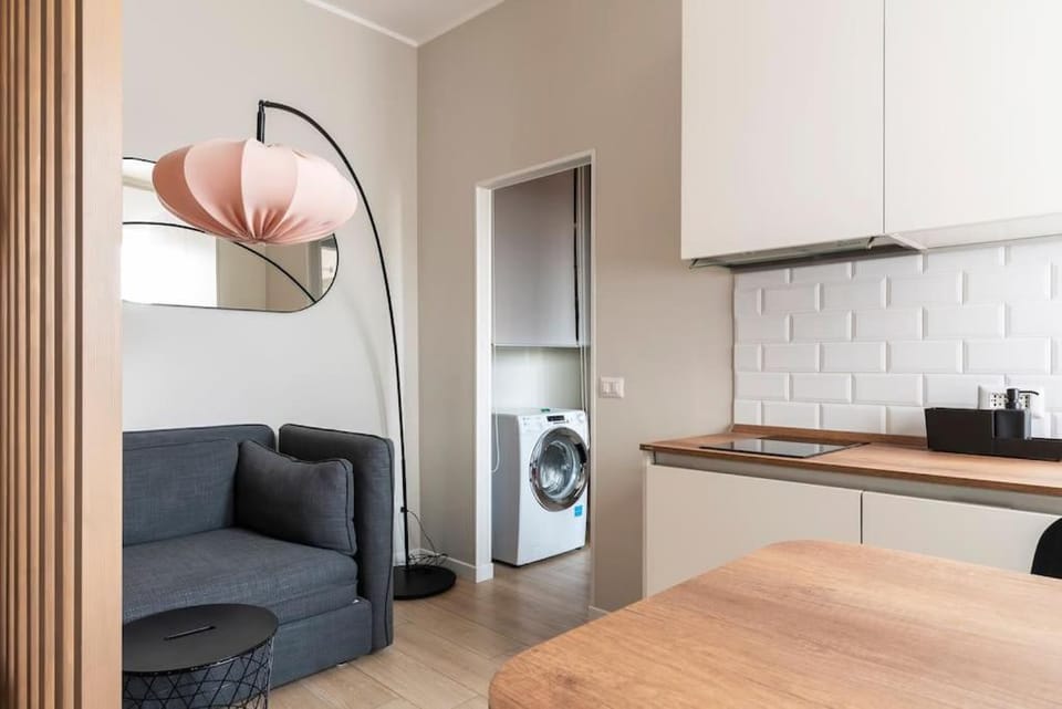 Kitchen or kitchenette, Seating area, Dining area, washing machine, dryer
