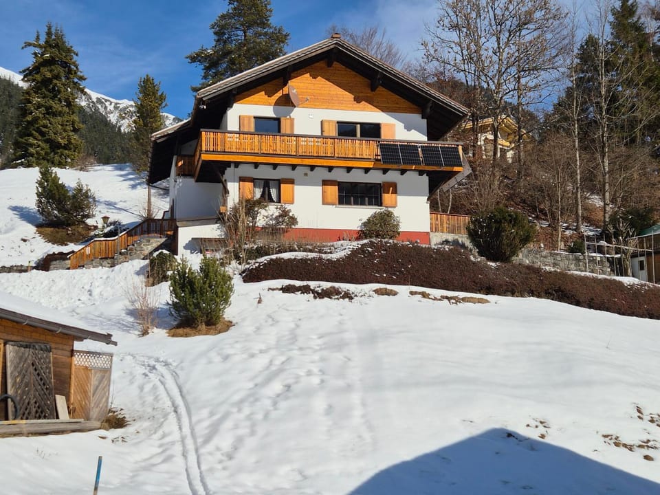 Property building, Winter