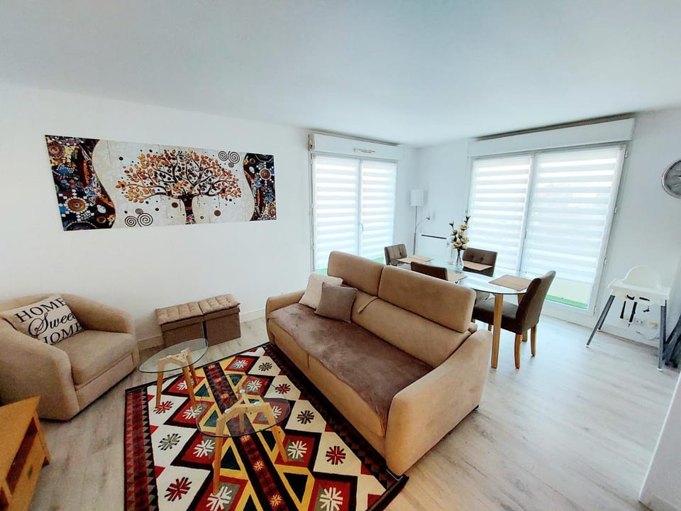 Cosy Home 1 - Spacieux 3 pièces avec parking - 30 min de Paris Apartment in Cergy