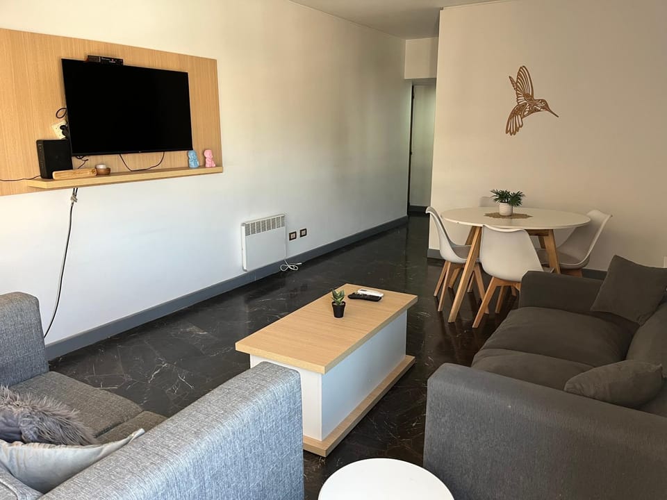 Living room, Dining area, Evening entertainment